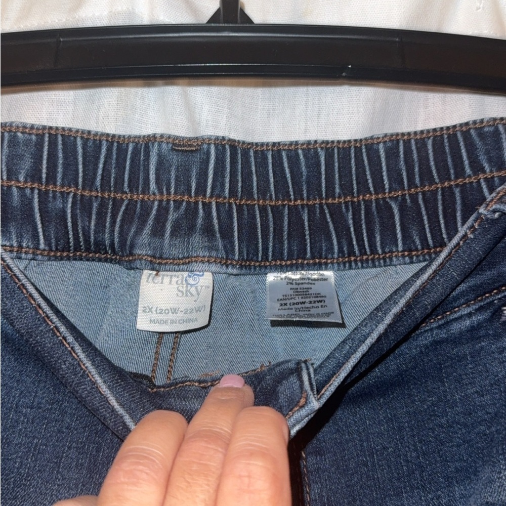 Terra & Sky Skinny Jeans in Dark Indigo Wash - Picture 3 of 3